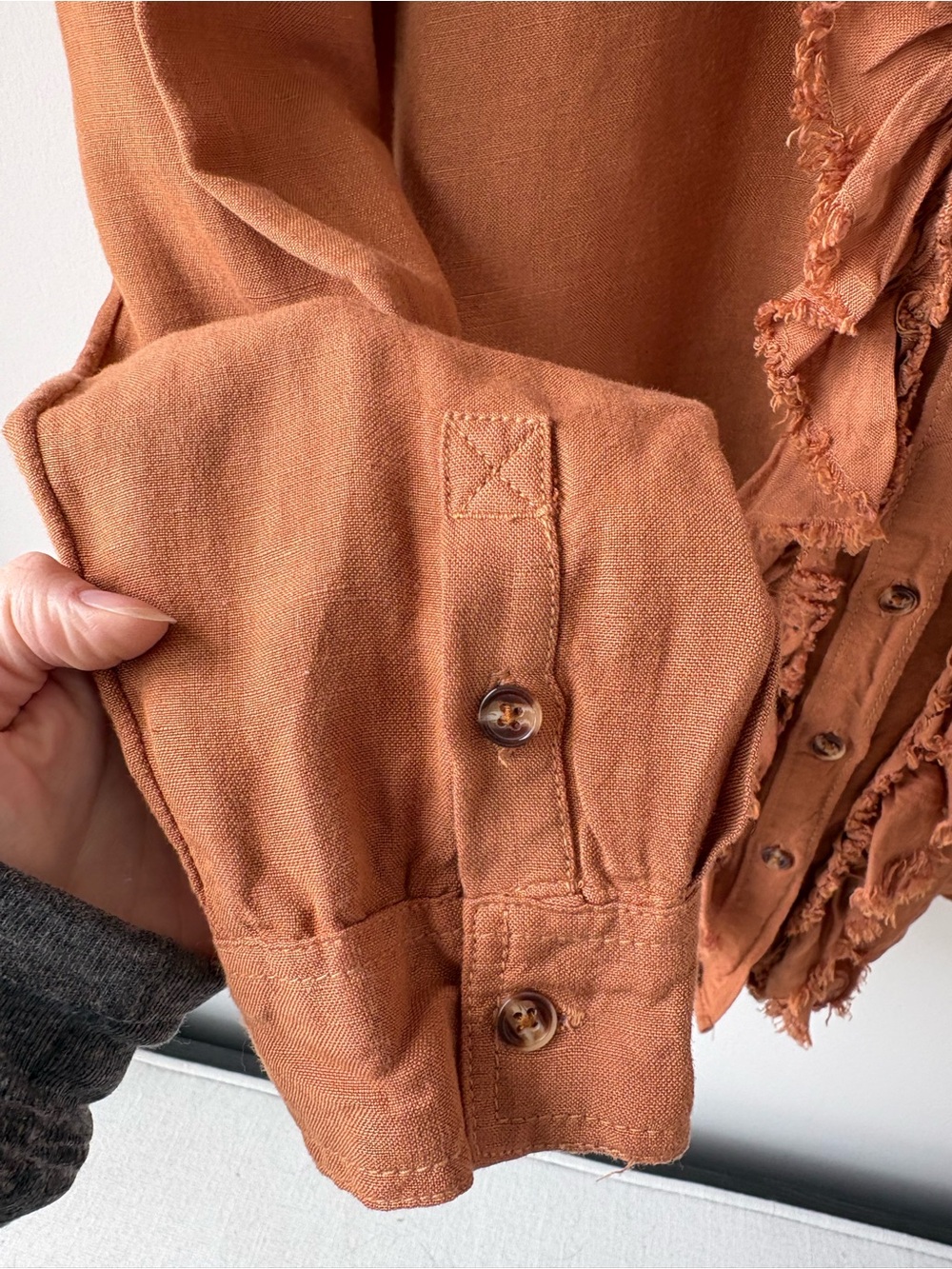 Pilcro Anthropologie Ruffle Fringe Blouse Burnt Orange Linen Size Small - Picture 6 of 8
